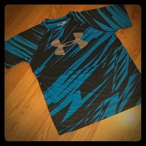 SS. UA Boys Large. Dry Fit. Like New